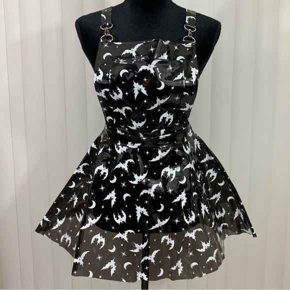 TRICKZ N TREATZ Bat My Lashes Print PVC Vinyl Mini Dress Bat Crescent Moon Black - Picture 9 of 14